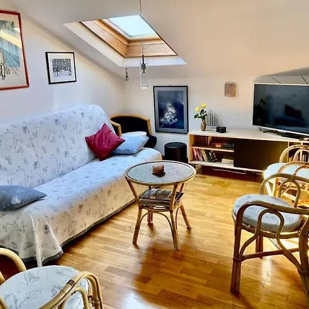 Apartment Artistic Sunset