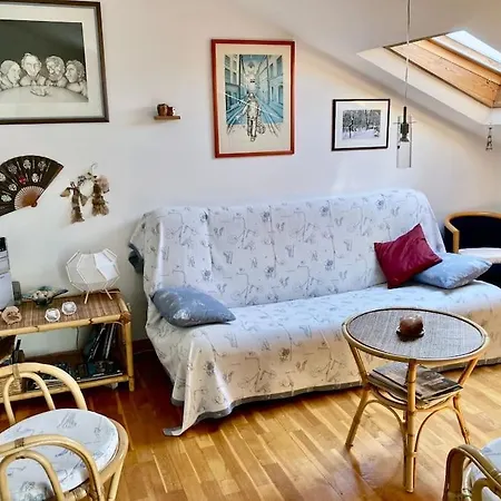 Artistic Sunset Apartment *
